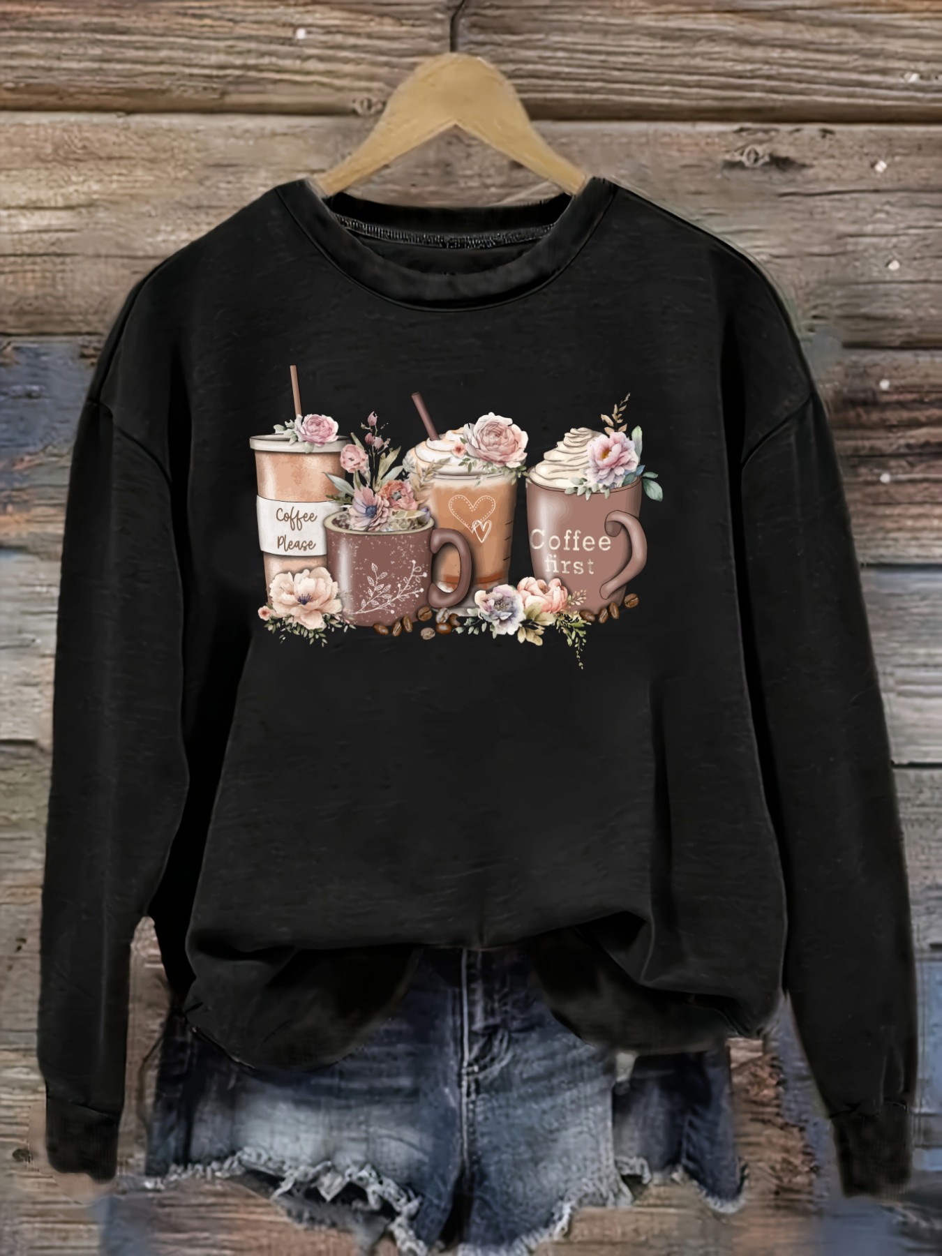 Coffee & Tea Collective - เสื้อยืดแขนยาวคอกลมลายดอกไม้และแก้วกาแฟสำหรับผู้หญิง, เสื้อผ้าผู้หญิงคอกลม, ซักเครื่องได้, ยืดหยุ่นเล็กน้อย, ทรงหลวม, เสื้อยืดผู้หญิงสำหรับฤดูใบไม้ผลิ