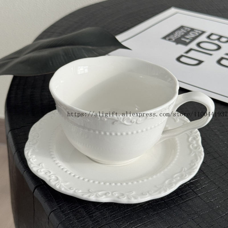 ฝรั่งเศสหรูหรานูนดอกไม้ถ้วยกาแ - Coffee Tea Set Up บทวิจารณ์และราคา